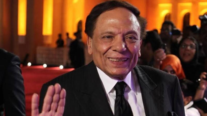 الباز يكشف مفاجأة جديدة تؤكد إصابة عادل إمام بالزهايمر.. شاهد الدليل