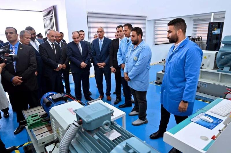 «إيه بي بي» و«الرقابة على الصادرات» تفتتحان معمل قياس اختبارات كفاءة الطاقة للمحركات