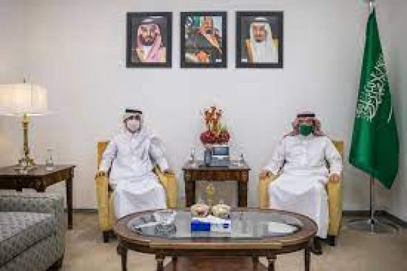 وزير الخارجية القطري  مع نظيره السعودي
