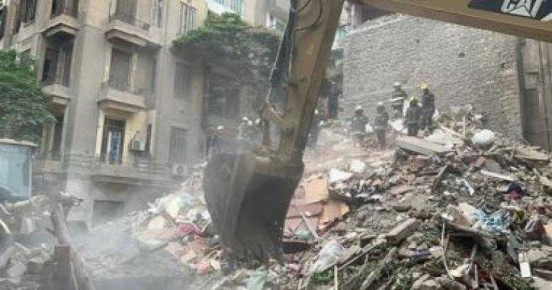 سقوط عقارين خاليين من السكان في حي جمرك بالإسكندرية دون إصابات