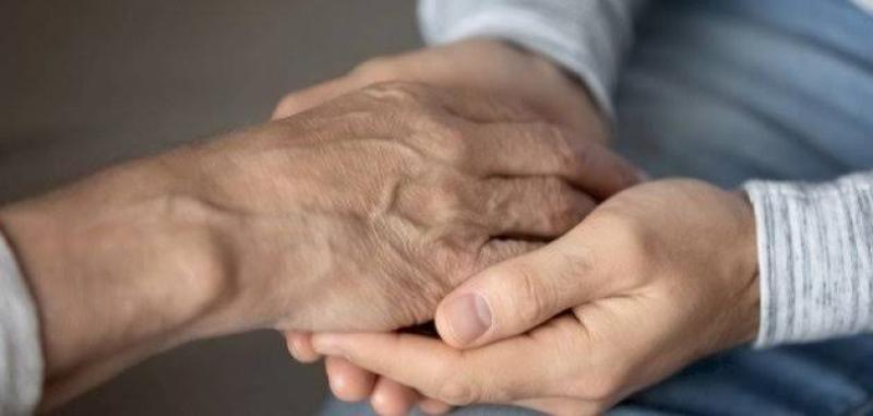 ليست بالزيارات فقط.. الإفتاء توضح كيفية صلة الرحم