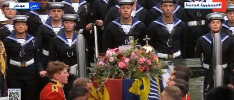 بدء مراسم نقل نعش الملكة إليزابيث استعدادا لبدء الجنازة