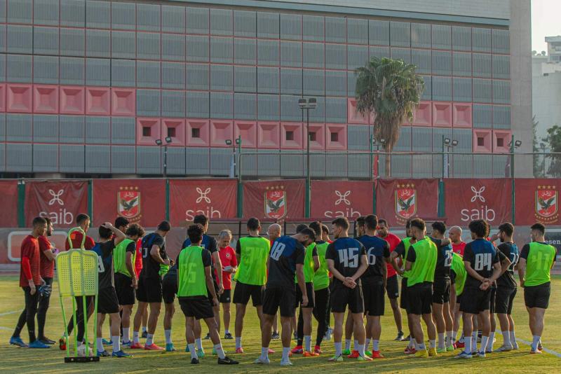 لاعب جديد ينضم لتدريبات الأهلي