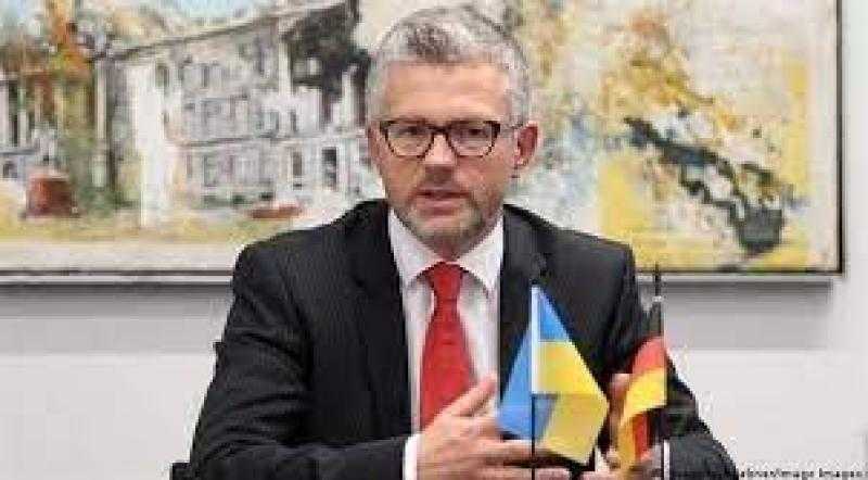 ميلينيك: ينبغي إحداث تغيير جوهري وجذري لروسيا