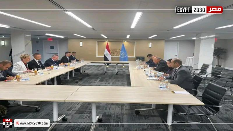 وزير الخارجية سامح شكري يلتقي وزير خارجية المجر 