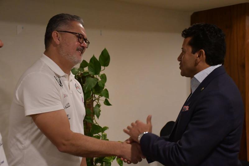 وزير الرياضة يجتمع مع لاعبى المنتخب الأوليمبى بمعسكرهم بالإسكندرية