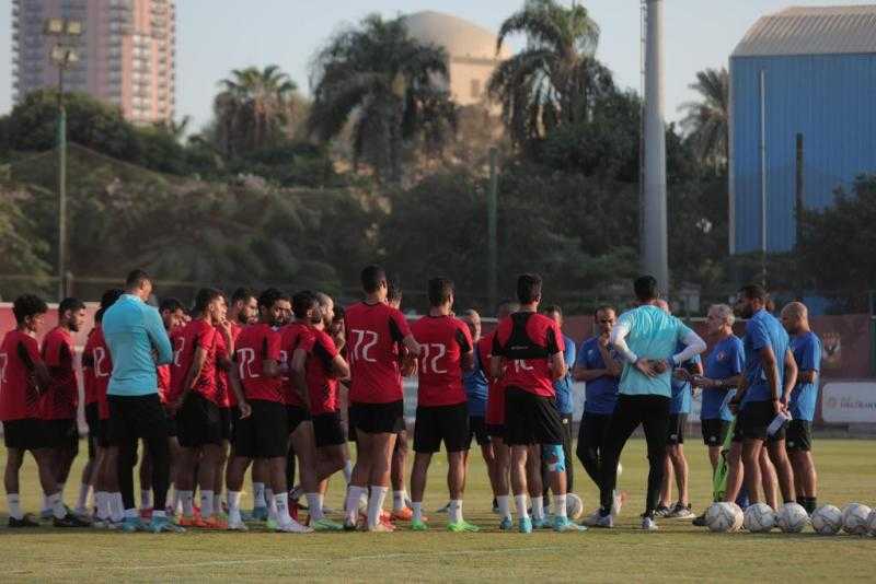 عودة الساحر.. نجم الأهلي يشارك في التدريبات قبل مواجهة أسوان