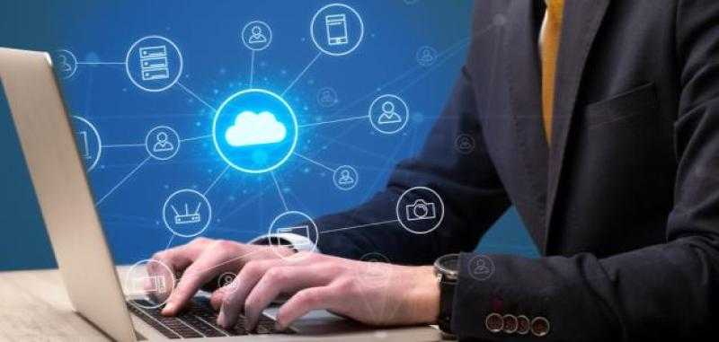 «عايز أبقى غني».. شاب يقدم زوجته لراغبي المتعة الحرام في الدقهلية عبر االفيس بوك