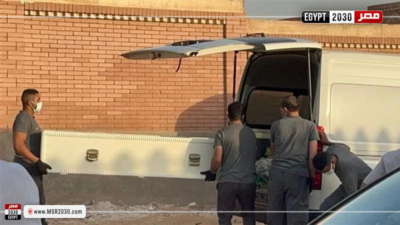 اللحظات الأخيرة من دفن جثمان هشام سليم