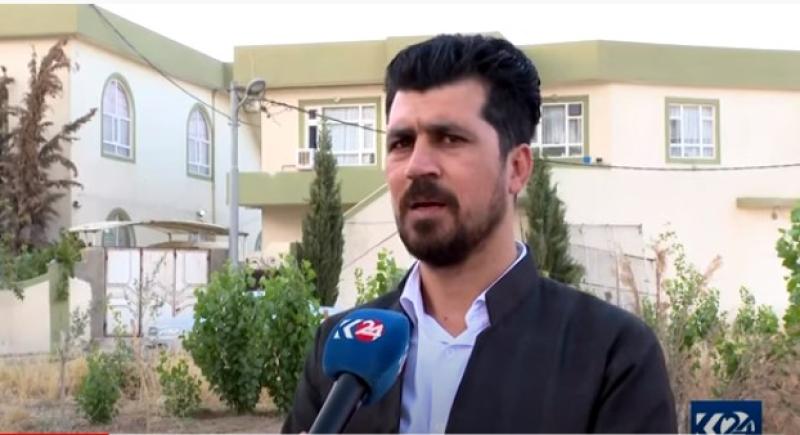 شاهد.. رئيس مجلس الديانة اليهودية يعلن إسلامه على الهواء مباشرة