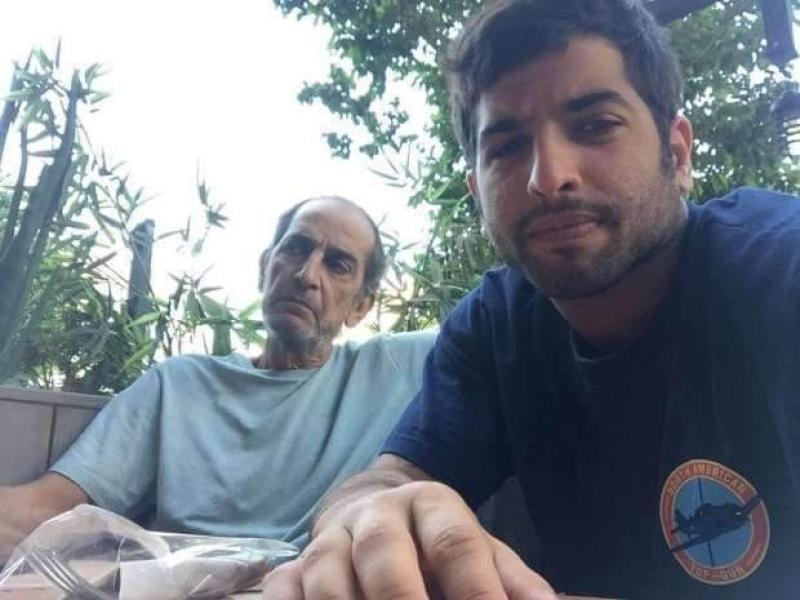 «مرض خبيث وبايخ».. محطات فارقة في حياة الراحل هشام سليم