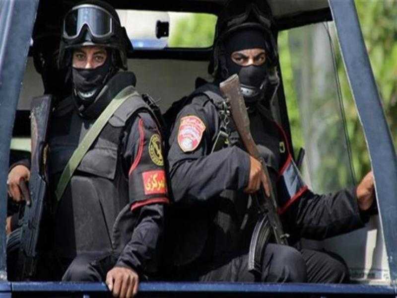 «الداخلية» تكشف إدعاء شخص بتعرضه للاصطدام بسيارة ضابط شرطة