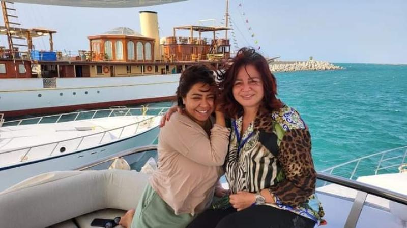 أحدث ظهور لـ«إلهام شاهين وشيرين عبدالوهاب»: حبيبتى.. وحشتينى بحبك وبحب طيبتك