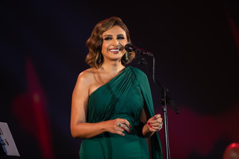 أنغام تنير سماء السعودية في يومها الوطني والجمهور يعلق :«شرفت بلدها والفن العربي»