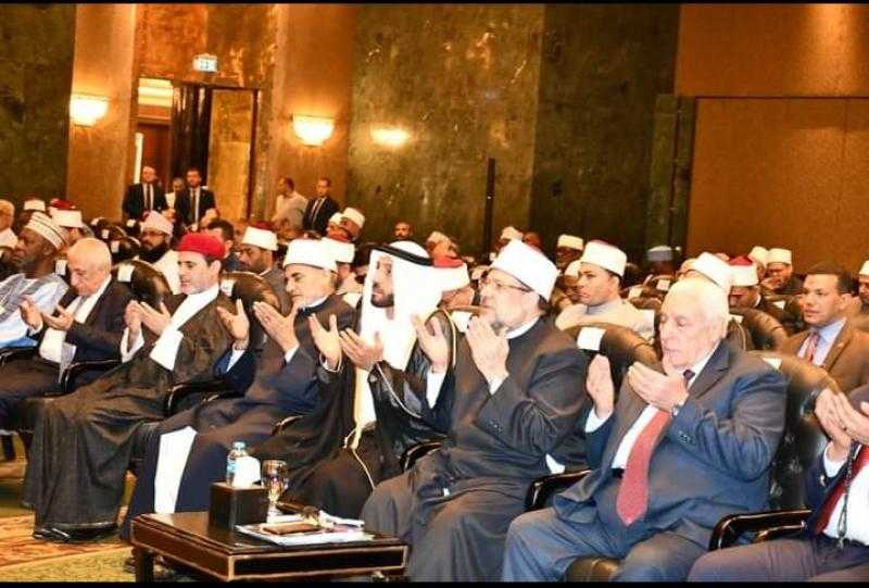 وزير الأوقاف الإماراتي: نحن نغبط المصريين على الرئيس السيسي ذلك القائد العظيم