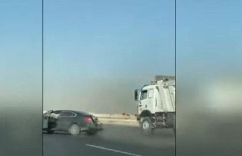 سيارة السائق المتهور بطريق السويس