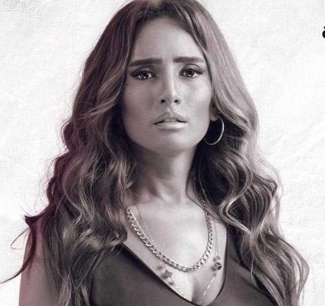 كنت هشوف شغلانة تانية.. زينة: «الليلة واللي فيها» أنقذني