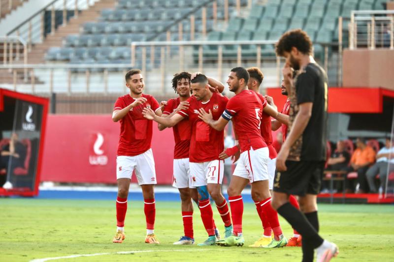 الأهلى وأسوان