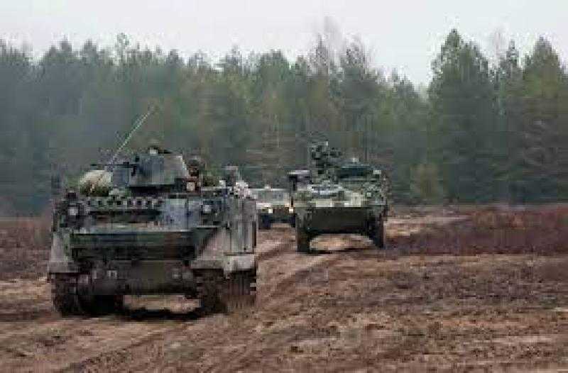 ليتوانيا تسلم أوكرانيا 50 مركبة مدرعة من طراز M113