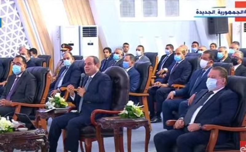 الرئيس السيسي للمستثمرين: «المؤتمر الاقتصادي فرصة متضيعوهاش»- فيديو