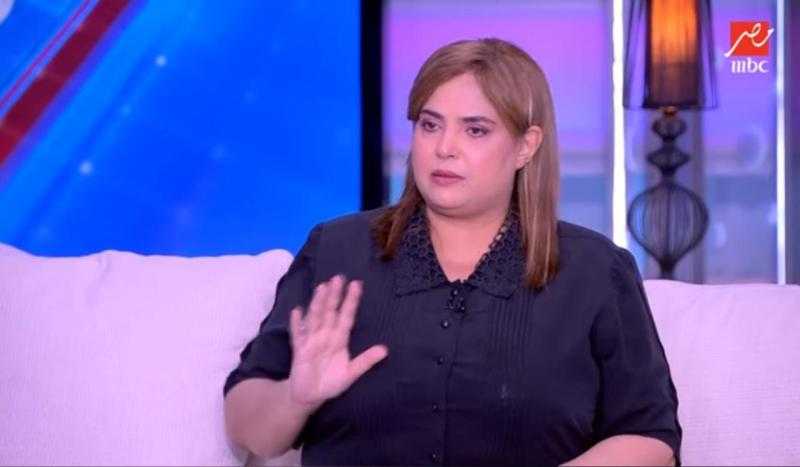 وفاء مكي: حياتي خط أحمر وأبويا طلق أمي بسببي