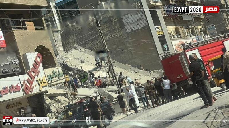 انهيار مبني وسط بغداد