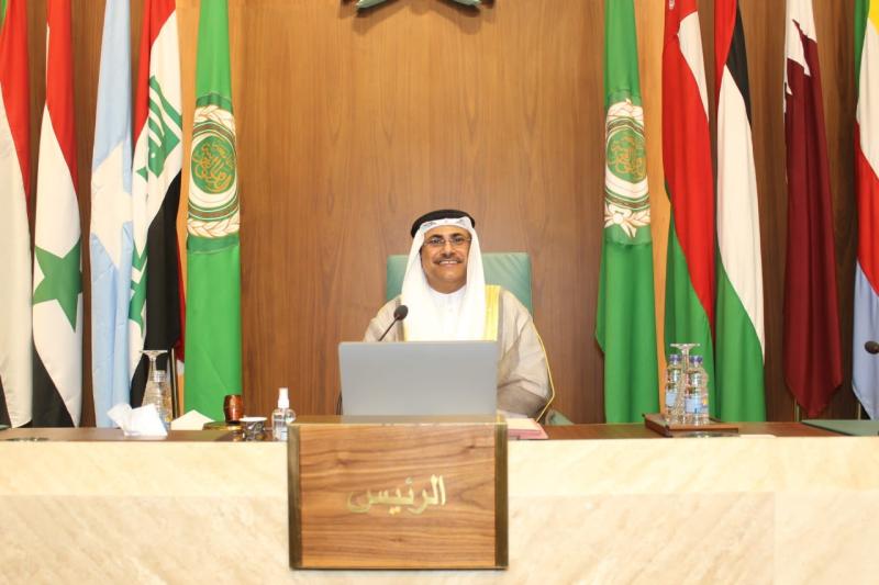 عادل العسومي 