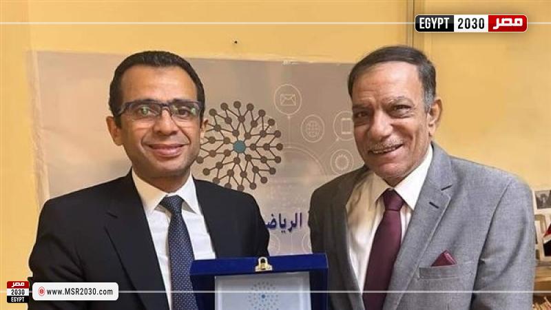 عمرو محب