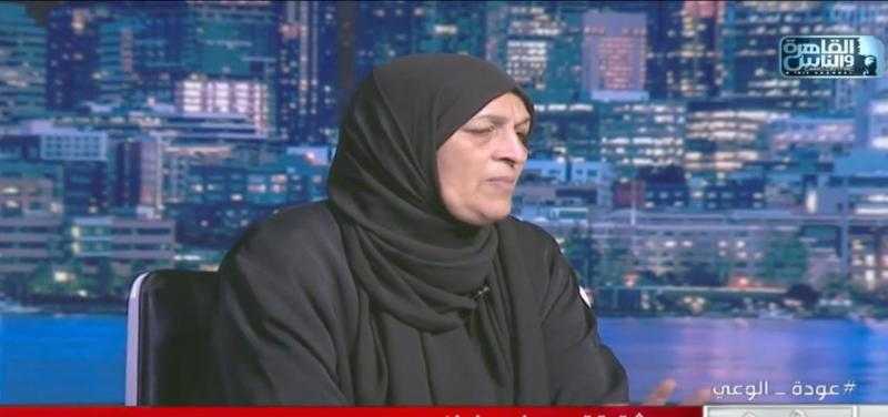 بالدموع.. والدة صيدلي حلوان تروي اللحظات الأخيرة قبل وفاته: «كانوا حاجزينه وجايبين بلطجية»
