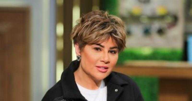 مفيدة شيحة: «متخليش قلبك على حساب حياتك وكرامتك»