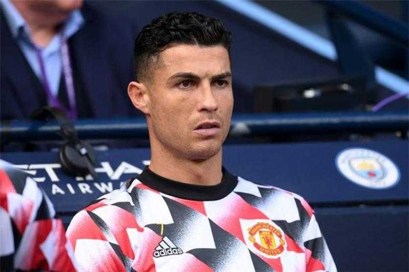 «تين هاج» يوضح سبب غياب كريستيانو رونالدو عن ديربي مانشستر