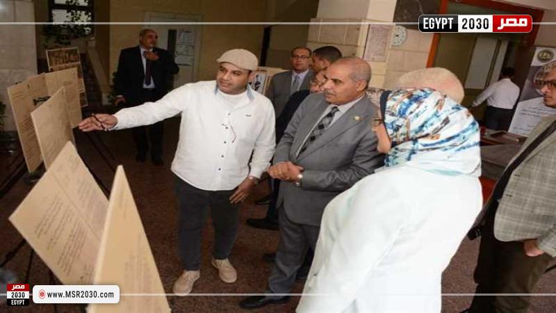 جانب من المعرض