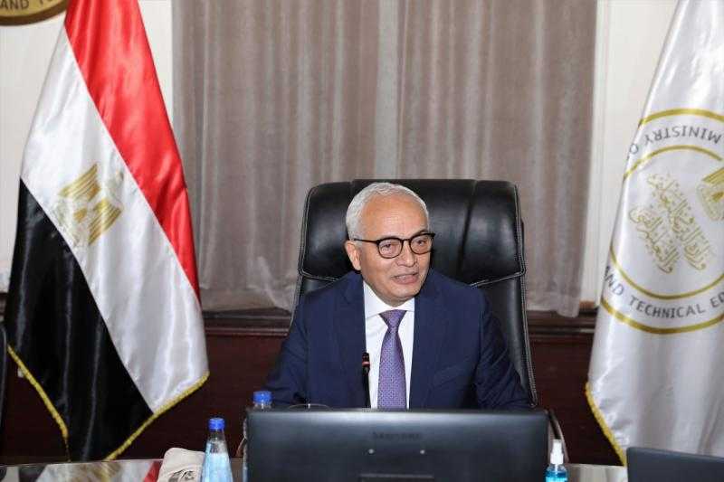 التعليم تكشف تفاصيل انهيار سور كرداسة.. فيديو