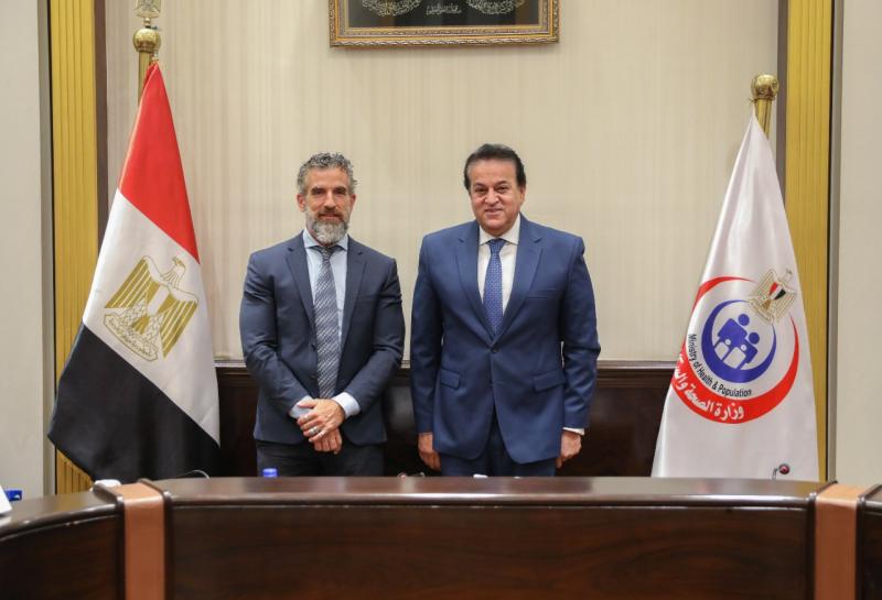 وزير الصحة يبحث مع ممثل منظمة اليونيسيف التعاون في برامج تعزيز صحة الأم والطفل 
