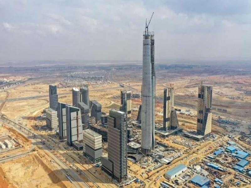 وزير الإسكان يلتقى نائب رئيس الشركة الصينية المنفذة لمشروعين بالعاصمة الإدارية لمتابعة معدلات التنفيذ