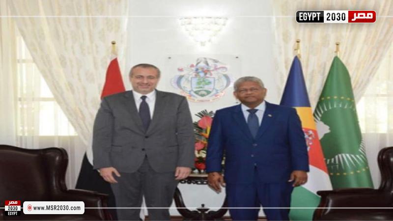 رئيس جمهورية سيشل يستقبل سفير جمهورية مصر العربية