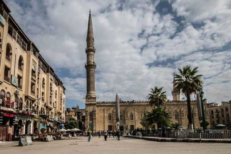 قرار عاجل من مسجد الحسين بعد محاولة انتحار سيدة داخل الحمام