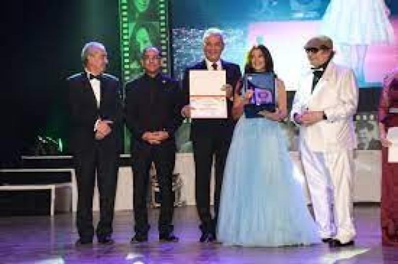 تكريم دنيا سمير غانم وسعيد حامد في افتتاح مهرجان الإسكندرية السينمائي