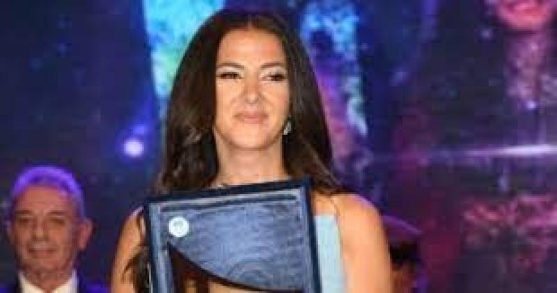 دنيا سمير غانم من مهرجان الإسكندرية السينمائي: «أنا بشكركم جدا»