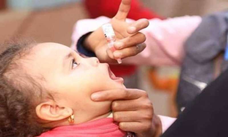 تطعيم ضد شلل الاطفال 