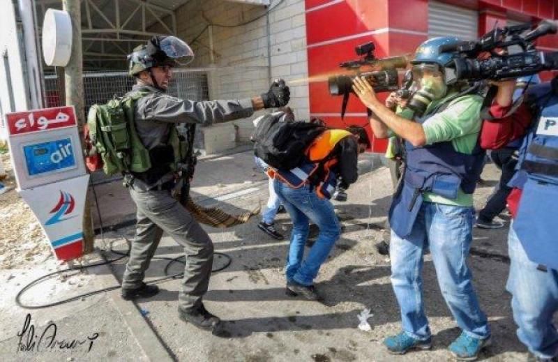 التعدي على الصحفيين الفلسطينين