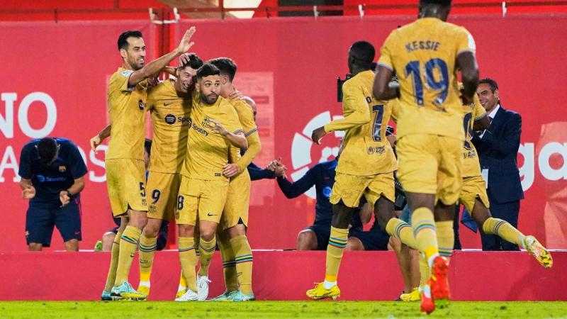 قائمة برشلونة لمواجهة سيلتا فيجو بالدوري الإسباني.. عودة دي يونج