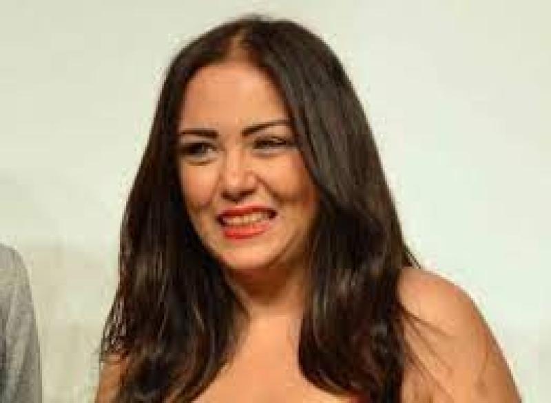 بعد خطبة ابنتها للاعب الزمالك.. الفنانة إيمان أيوب تتصدر محركات بحث جوجل