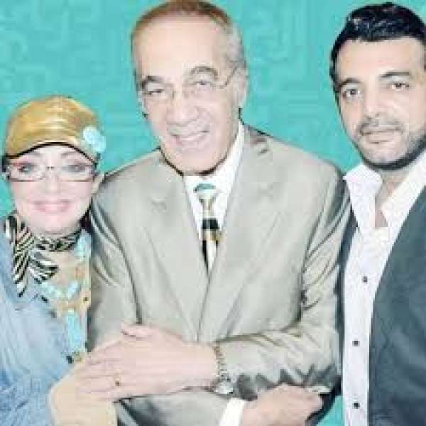 عمرو محمود ياسين 