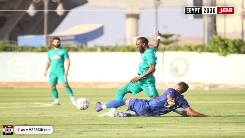 بيراميدز وقطور
