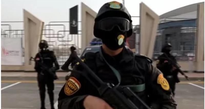 حقيقة مرور أحد قيادات الداخلية على محتجزين بقسم شرطة للاطمئنان عليهم