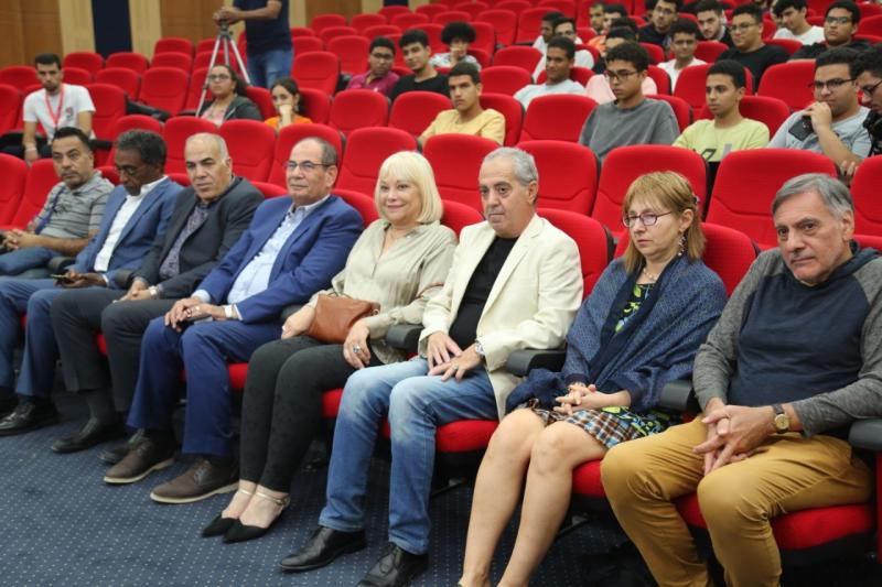 بالصور.. الجامعة المصرية اليابانية تكرم أباظة وأرماني