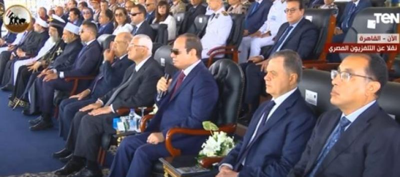 السيسي لخريجي كلية الشرطة: العلم لم ينتهي بالتخرج..واكبوا التطورات «فيديو»
