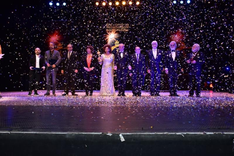 ”صباح الخير يا جاري” يفوز بجائزة الطلبة.. وسيناريو ”الزبالين” يحصد منحة الفيلم القصير بمهرجان الإسكندرية