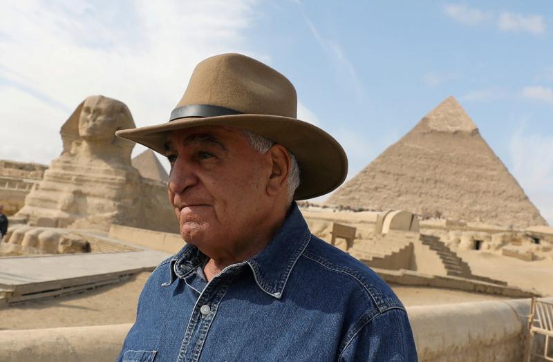 زاهي حواس عن حفل دار أزياء ستيفانو ريتشي: «بنجهزله من سنتين وصرفوا 4 مليون يورو».. فيديو